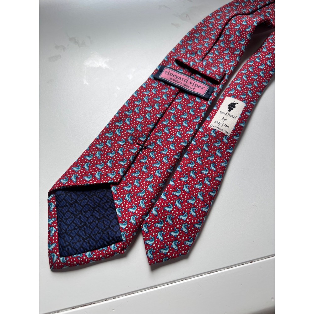 Vineyard Vines Mens Red Blue Fish Polka Dot Silk Tie Hand Picked by Shep & Ian